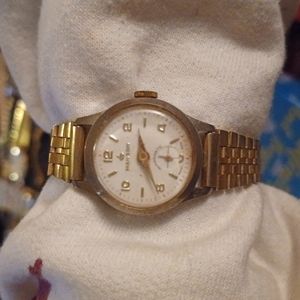Manson Diamond Tooled ladies watch